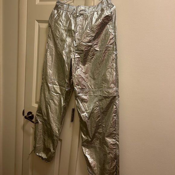 ZARA Silver pant - Picture 4 of 4